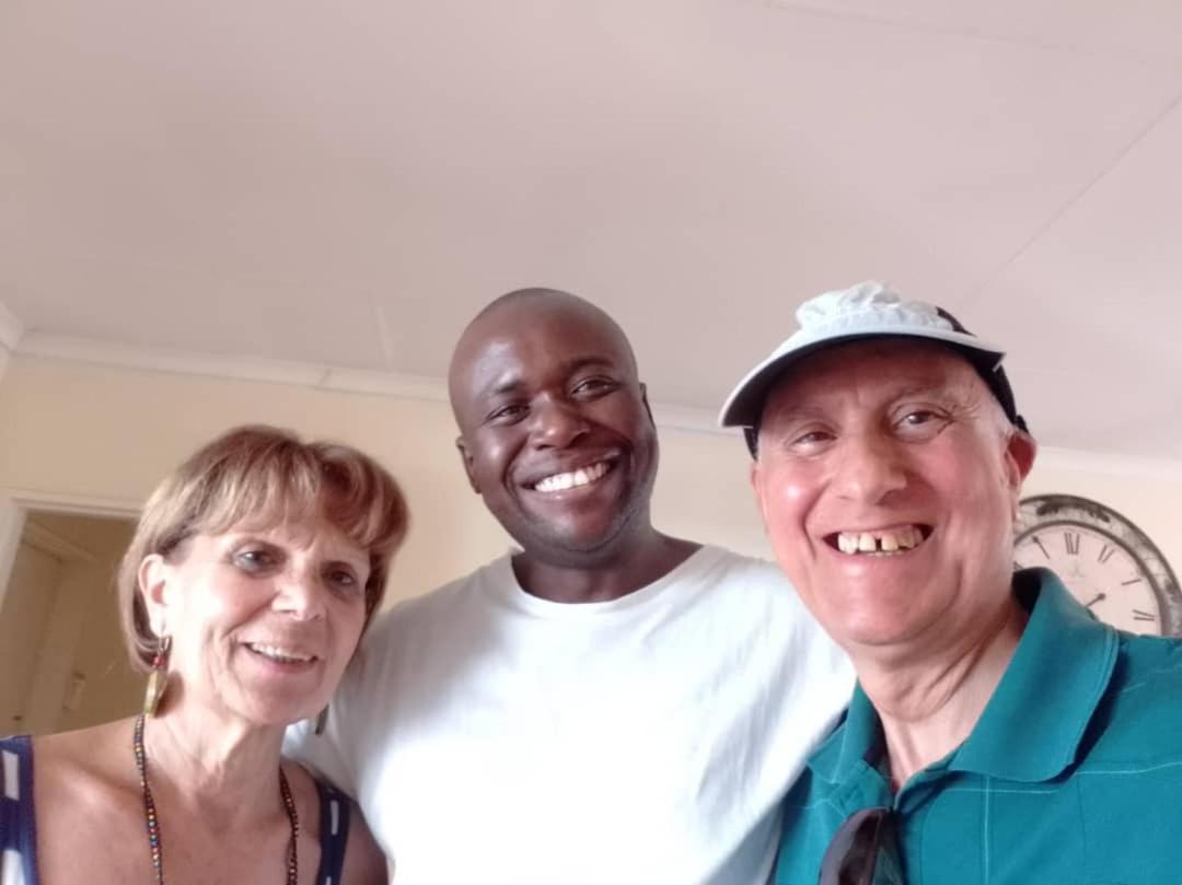 가보로네 Sugar Shack Backpackers Botswana B&B 외부 사진